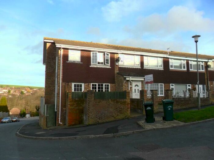 4 Bedroom Apartment To Rent In Dartmouth Crescent, Brighton, BN2