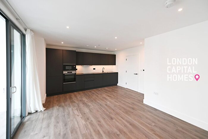 2 Bedroom Flat To Rent In Pearson Building, Station Road, London, CR0