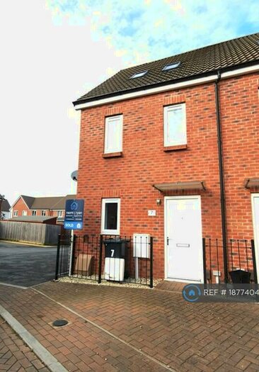 3 Bedroom Semi-Detached House To Rent In Mulberry Road, Cranbrook, Exeter, EX5