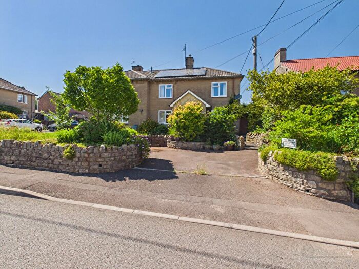 3 Bedroom Semi Detached House For Sale In Middlemead, Stratton-On-The-Fosse, BA3