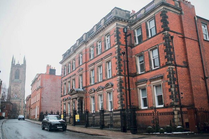 3 Bedroom Flat To Rent In St. Marys Gate, Derby, DE1