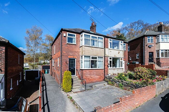 3 Bedroom Semi-Detached House For Sale In Vesper Gate Mount, Leeds, West Yorkshire, LS5