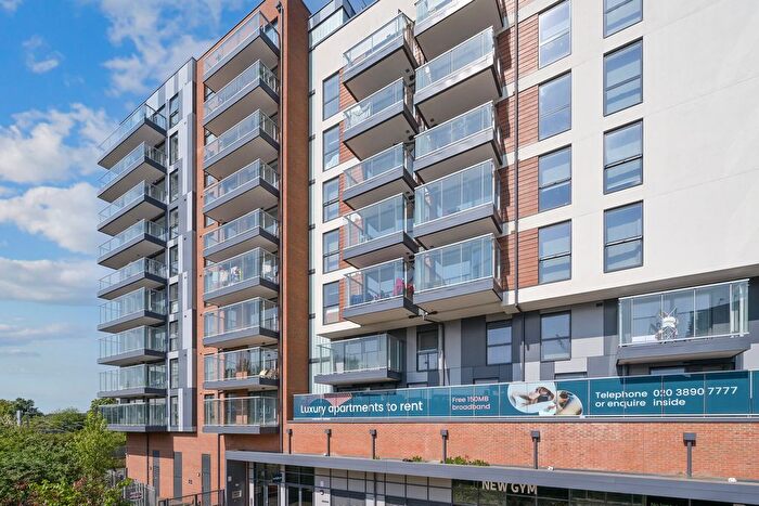 2 Bedroom Flat To Rent In Stylus Place, Hayes, UB3