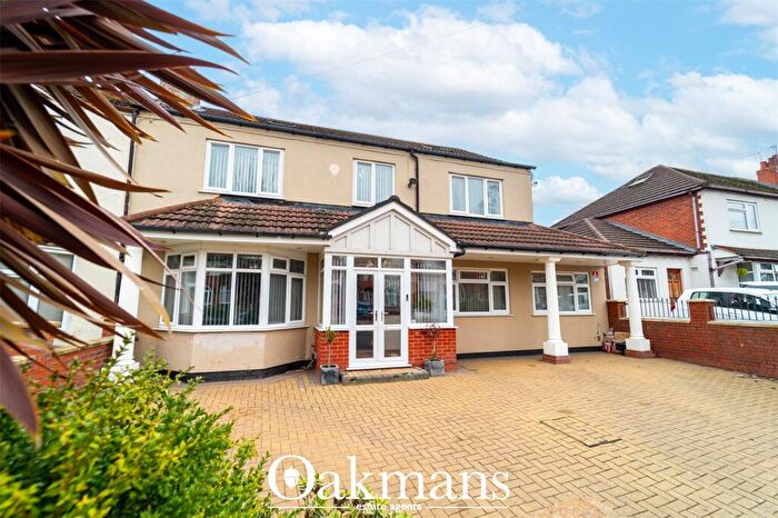 5 Bedroom Semi-Detached House For Sale In Arden Road, Birmingham, B27