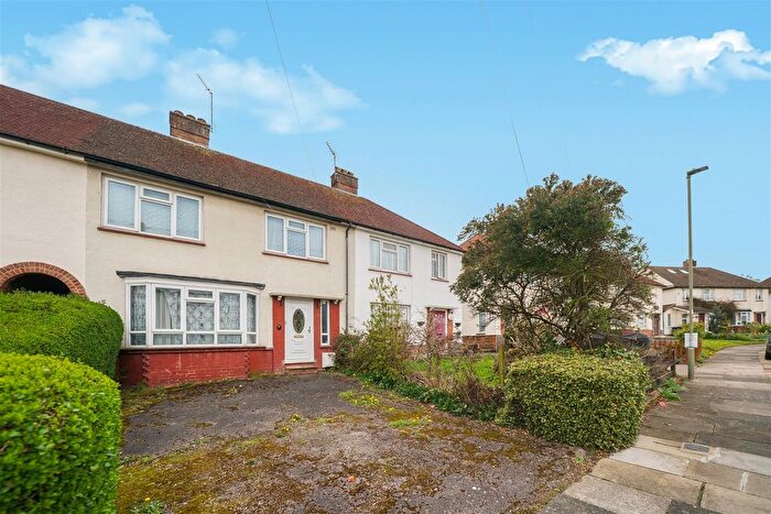 3 Bedroom Property For Sale In Brookfield Crescent, London, NW7