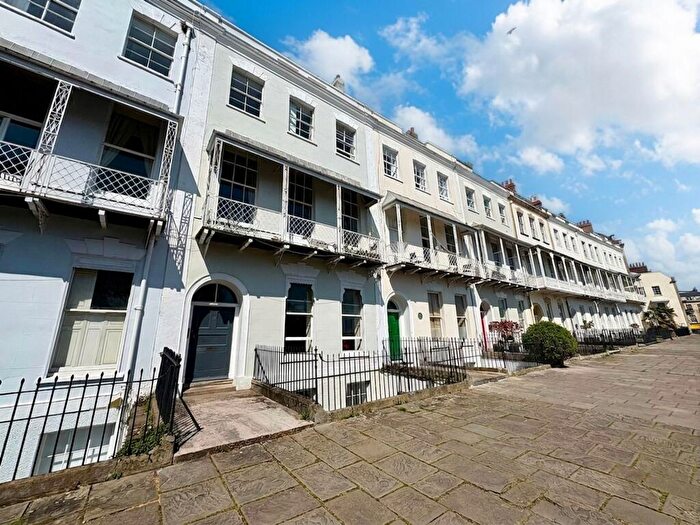 2 Bedroom Property To Rent In Clifton Village, Royal York Crescent, BS8