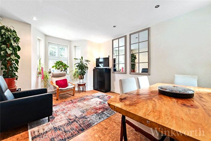 2 Bedroom Terraced House To Rent In Furley Road, London, SE15