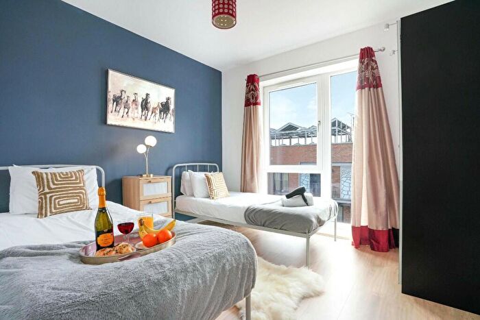 1 Bedroom Serviced Apartments To Rent In Henrietta Way, Milton Keynes, Buckinghamshire, MK9