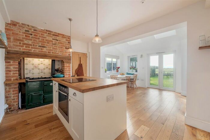 3 Bedroom Semi-Detached House For Sale In Appledore, Ashford, TN26