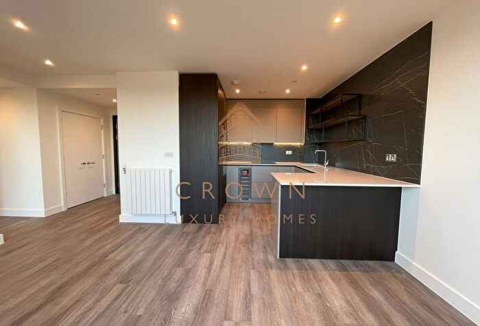 2 Bedroom Flat To Rent In Cairncross House, Kidbrooke Village, SE3