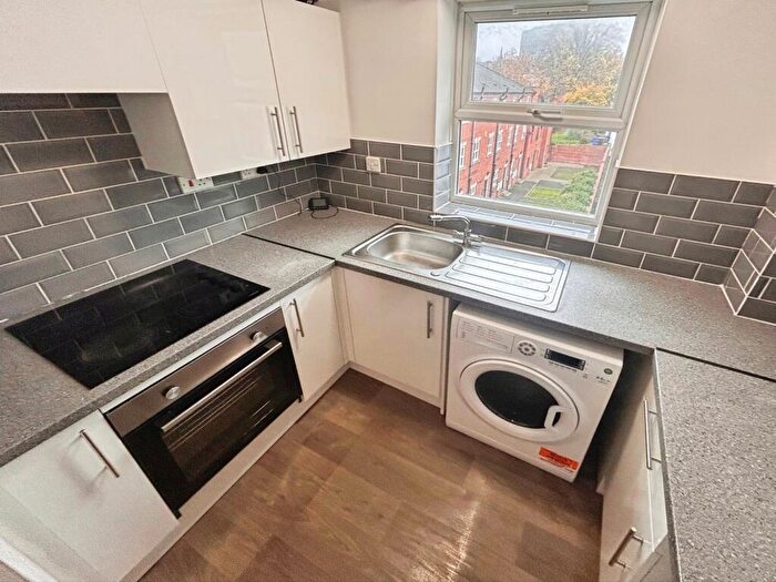 2 Bedroom Apartment To Rent In Gell Street, Sheffield, South Yorkshire, S3