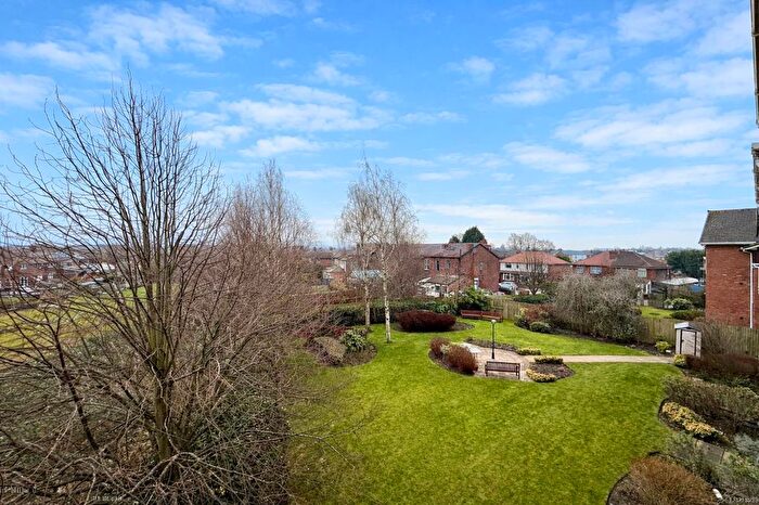 1 Bedroom Flat For Sale In Peter Street, Hazel Grove, Stockport, SK7