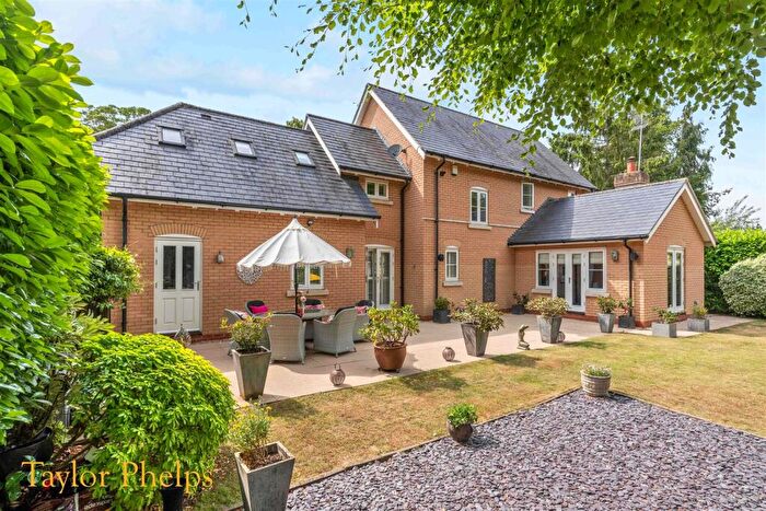 4 Bedroom Detached House For Sale In Clock House Place, Stanstead Abbotts, SG12