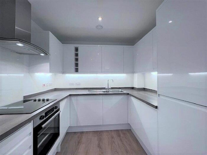 1 Bedroom Flat To Rent In Leacon Road, Ashford, TN23