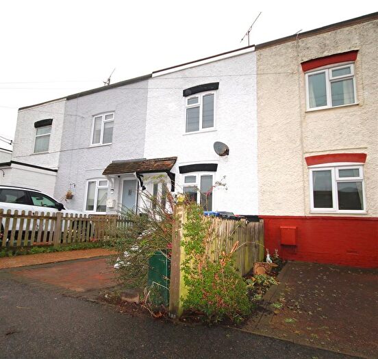 2 Bedroom Property To Rent In Howfield Lane, Chartham Hatch, Canterbury, CT4