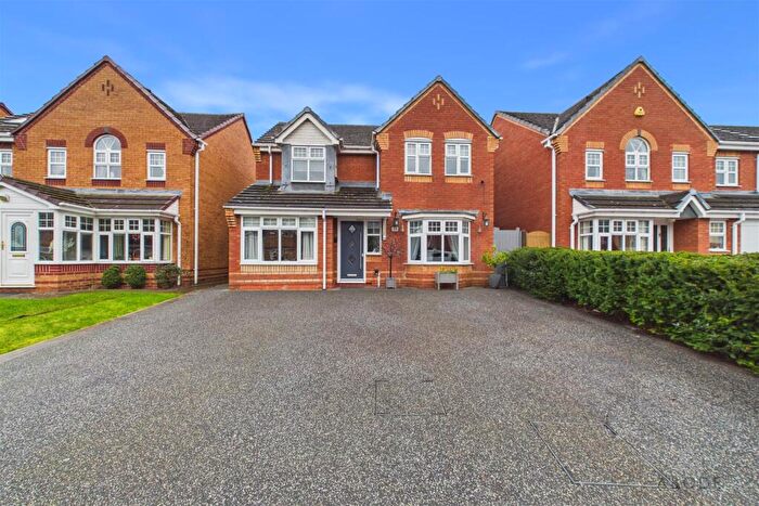 4 Bedroom Detached House For Sale In Moor Furlong, Stretton, DE13