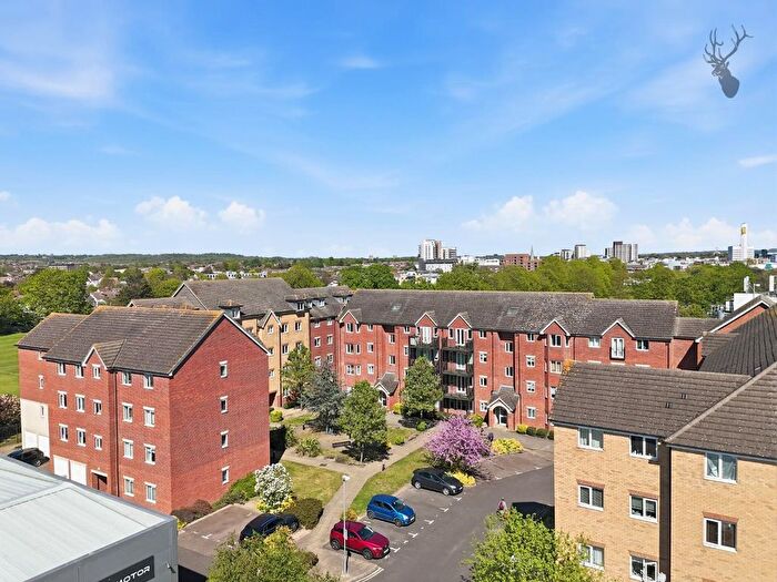 3 Bedroom Flat For Sale In London Road, Romford, RM7