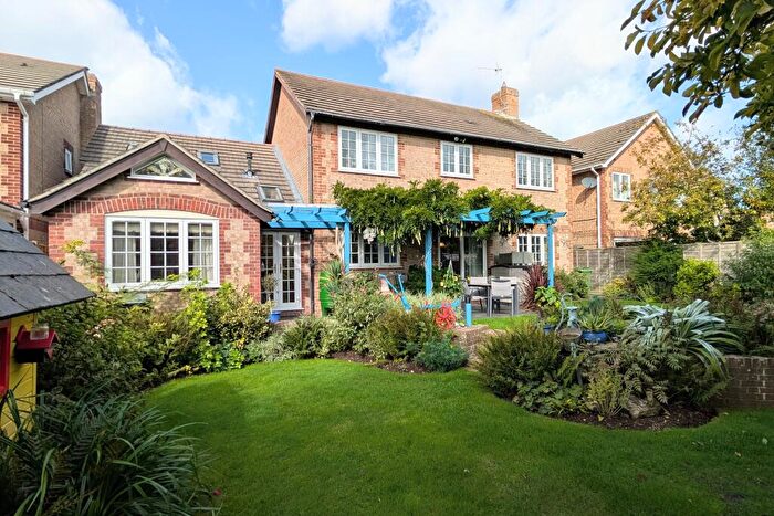 5 Bedroom Detached House For Sale In Foxgloves, Fareham, PO16