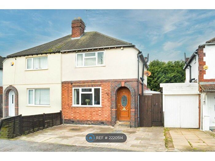 3 Bedroom Semi-Detached House To Rent In Kingston Avenue, Wigston, LE18