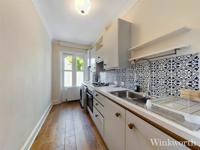2 Bedroom Flat To Rent In Freeland Road, London, W5