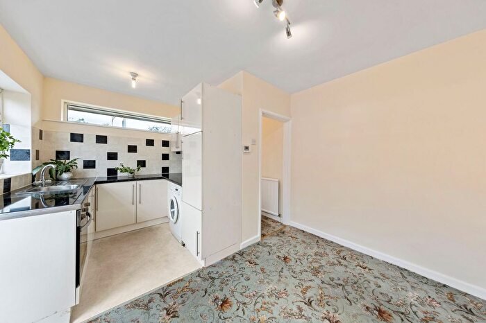 2 Bedroom Semi-Detached Bungalow For Sale In Myddleton Lane, Winwick, WA2