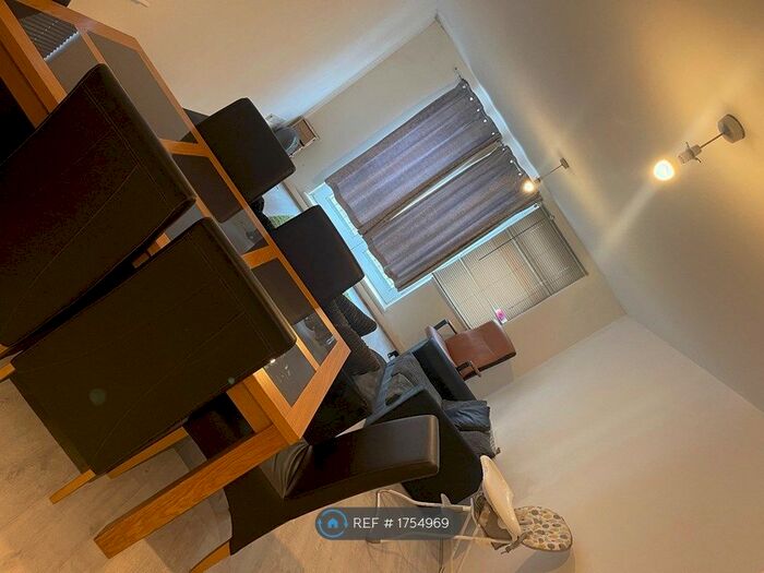 2 Bedroom Flat To Rent In Greyfriars Road, Coventry, CV1