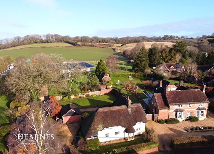 3 Bedroom Detached House For Sale In Wimborne, Hinton Martell, BH21