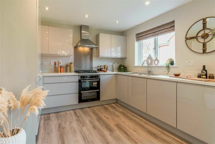 4 Bedroom Detached House For Sale In Henthorn Road, Clitheroe, BB7