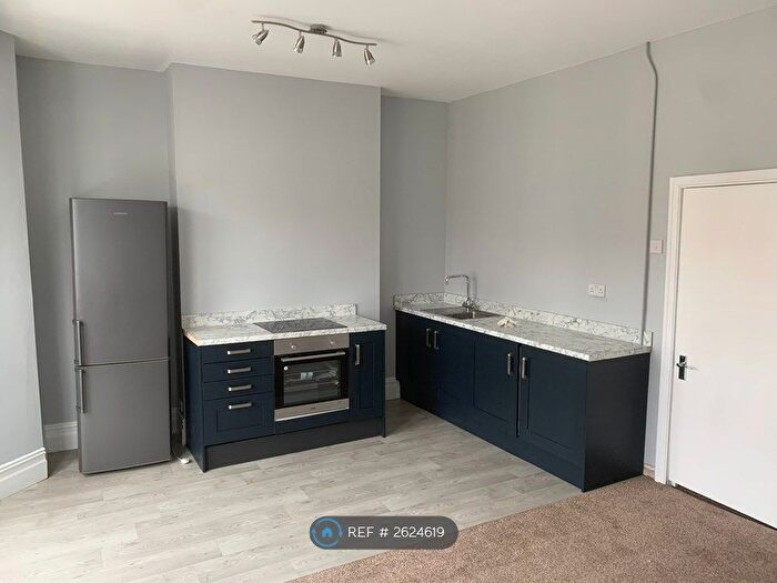 1 Bedroom Flat To Rent In Claude Road, Cardiff, CF24
