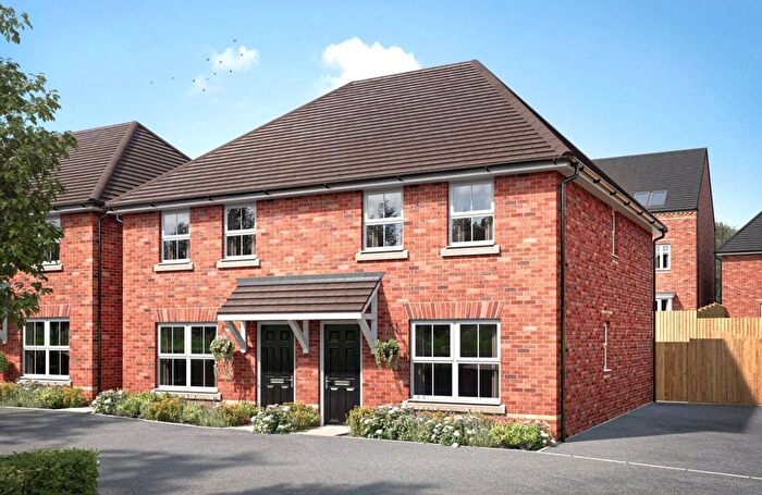 3 Bedroom Semi-Detached House For Sale In The Cobbles, Edwinstowe, Mansfield, NG21