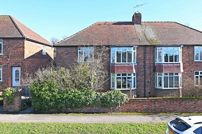 2 Bedroom Flat To Rent In Manor Drive North, York, North Yorkshire, YO26