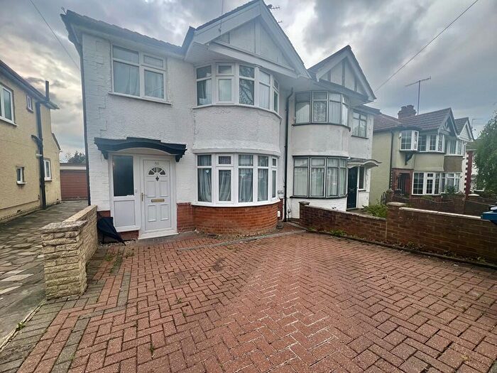 3 Bedroom Semi-Detached House To Rent In Somervell Road, Harrow, HA2