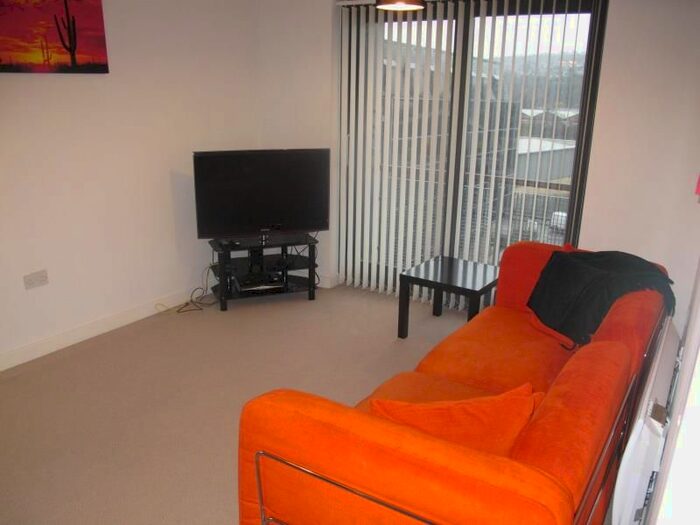 2 Bedroom Flat To Rent In Kassapains, Albert Street, Baildon, Shipley, West Yorkshire, BD17
