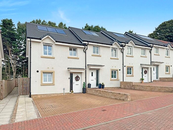 3 Bedroom Terraced House For Sale In Red Burn Wynd, Helensburgh, G84