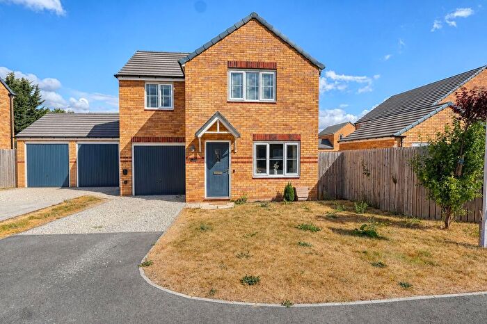 3 Bedroom Detached House For Sale In Poppyfield Way, Winterton, DN15
