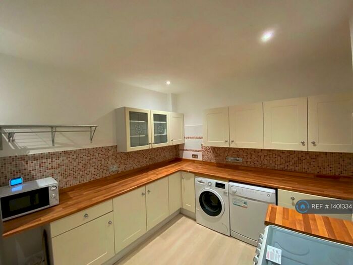 4 Bedroom Terraced House To Rent In Merrywood Road, Bristol, BS3
