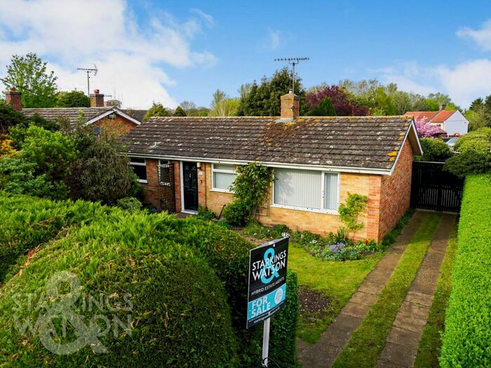 2 Bedroom Detached Bungalow For Sale In Station Road, Earsham, Bungay, NR35