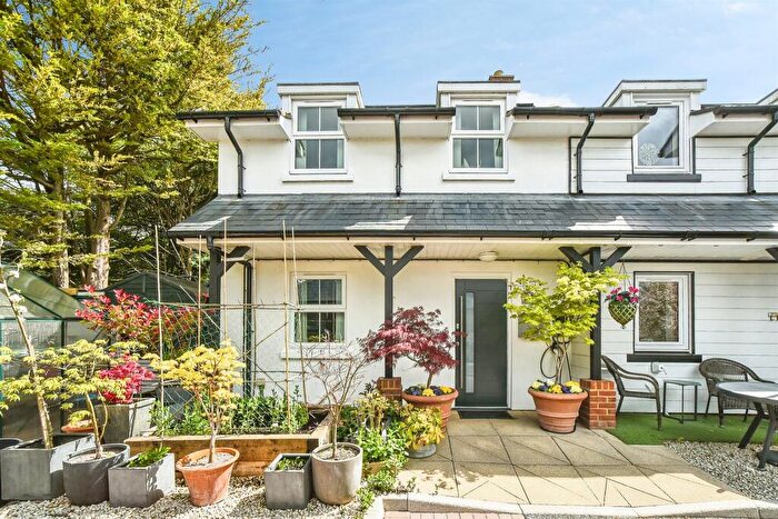 3 Bedroom Semi Detached House For Sale In Highfield Rise, Shrewton, Salisbury, SP3