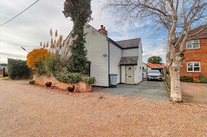 4 Bedroom Detached House For Sale In Chapel Lane, Kirby Cross, Kirby Cross, CO13