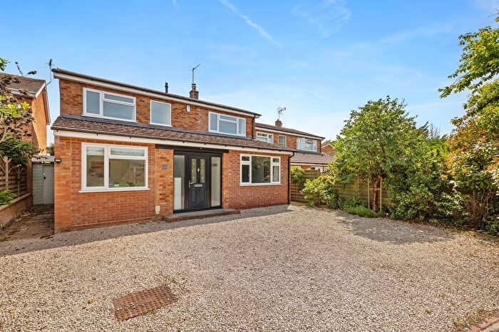 4 Bedroom Detached House To Rent In Quakers Mede, Haddenham, HP17