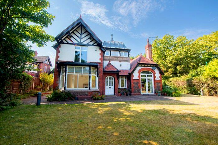 5 Bedroom Detached House To Rent In Chestnut Avenue, Liverpool, L23