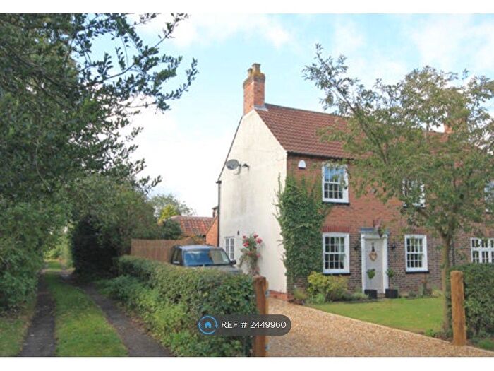 3 Bedroom Semi-Detached House To Rent In Great North Road, Sutton-On-Trent, Newark, NG23