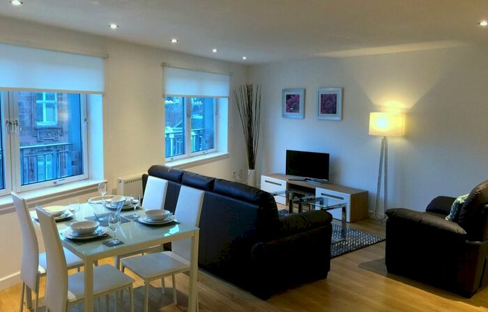 1 Bedroom Flat To Rent In Bell Street, Glasgow, G4
