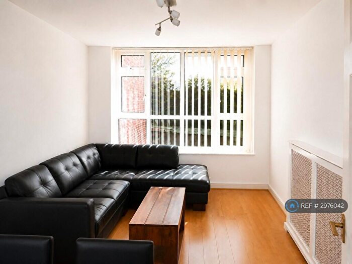 1 Bedroom Flat To Rent In Walthamstow, London, E17