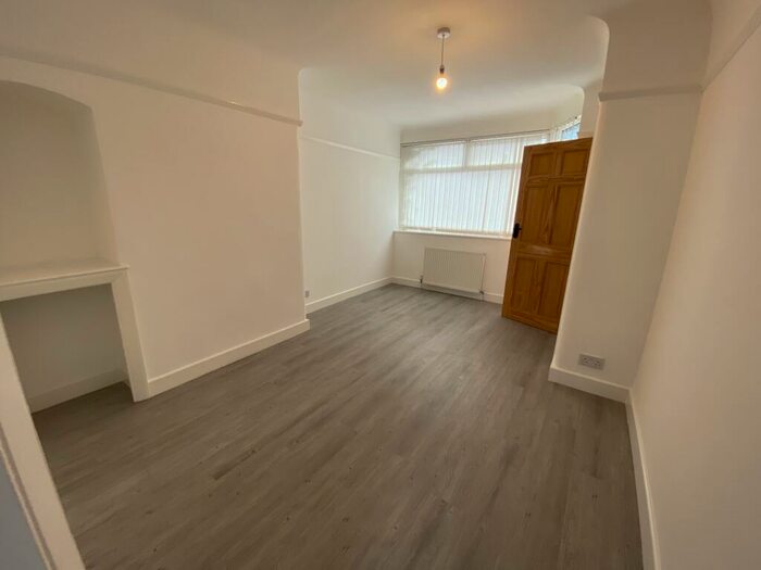 3 Bedroom House To Rent In Patricia Avenue, Birkenhead, CH41