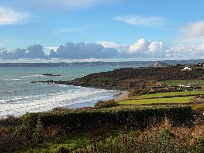 4 Bedroom Bungalow To Rent In Penzance, TR20