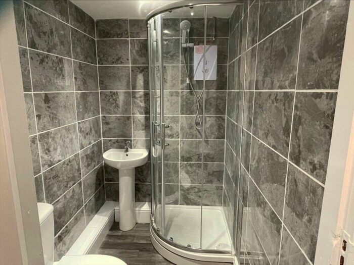 1 Bedroom Flat To Rent In Kings Road, Doncaster, DN1