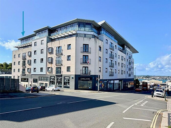 2 Bedroom Flat For Sale In Devonport, Plymouth, PL2