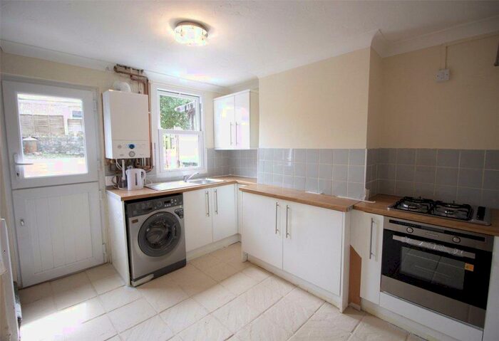 2 Bedroom Cottage To Rent In High Road, Dartford, Kent, DA2