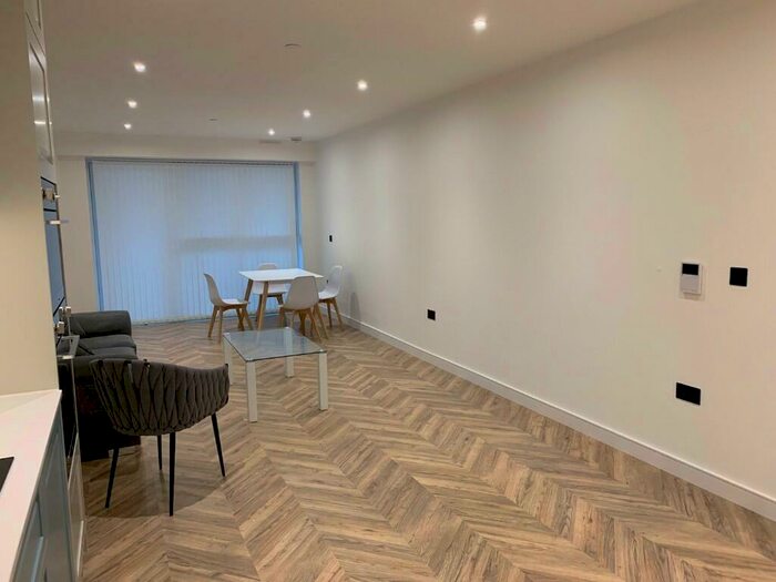 2 Bedroom Flat To Rent In Canning House, Heritage Walk, Kingston Upon Thames, Surrey, KT1